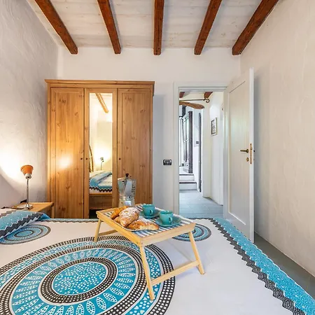 Villa Elegante Wi-fi Gratis Con Terrazza Sul Mare Quasi A Toccare L'acqua Campu Longu