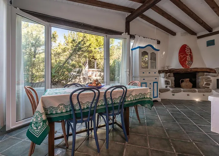 Elegante Wi-fi Gratis Con Terrazza Sul Mare Quasi A Toccare L'acqua Villa Campu Longu