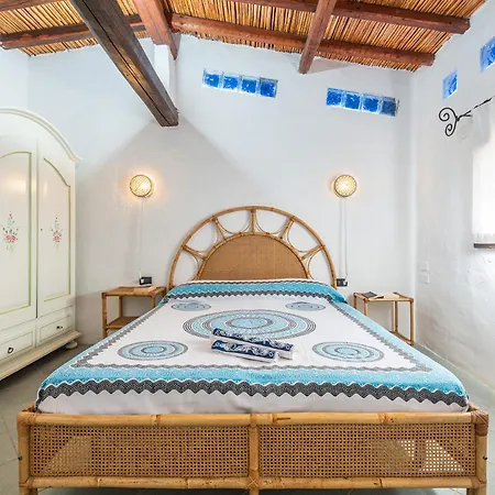 Villa Elegante Wi-fi Gratis Con Terrazza Sul Mare Quasi A Toccare L'acqua Campu Longu